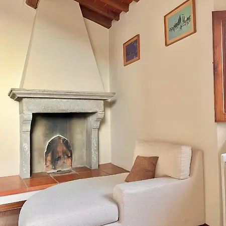 Berenice Housing Apartment Prato (Prato)